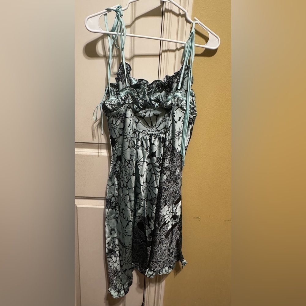 Free People Retro Daisy Asymmetrical Slip Dress Black Combo Flowered Sz L - Picture 10 of 15